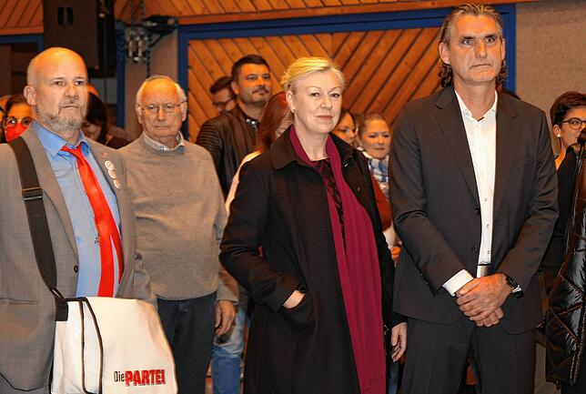 Bild 18: Bilder vom Wahlabend: Gaienhofen feiert seinen künftigen Bürgermeister Jürgen Maas