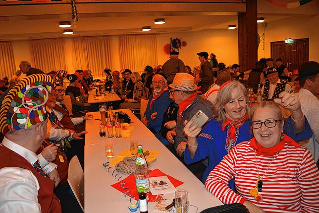 Bild 18: Bilder von den Besuchern beim Dreckkübelgschwätz in Markdorf (2)