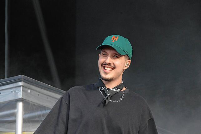 Bild 19: RIN rappt am Sonntag beim Southside-Festival