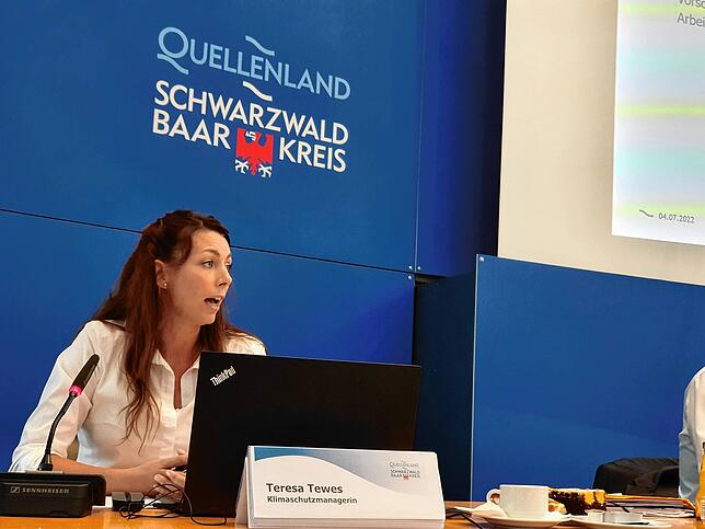 Teresa Tewes ist Klimamanagerin im Landkreis. Formal ist sie dem Hochbauamt zugeordnet. Im Kreistagsausschuss präsentierte sie nun das ...