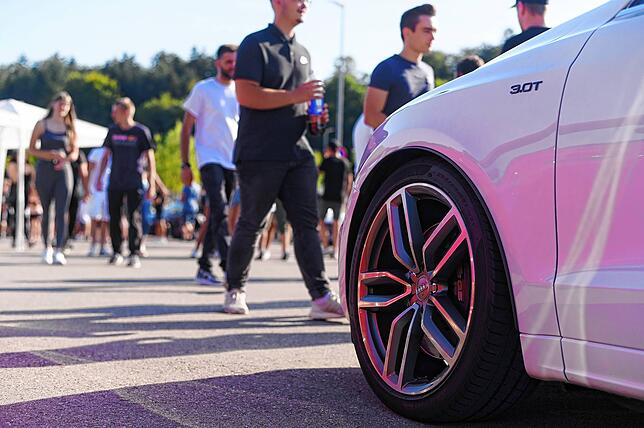 Bild 10: Erstes Tuningtreffen in Überlingen zieht Autofans aller Generationen an