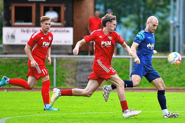 Bild 3: VfB Waldshut spielt 1:1 beim FSV RW Stegen &ndash; und wir haben Bilder!