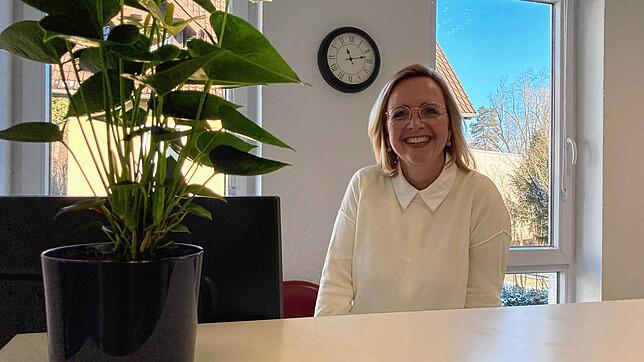 Die HNO-Ärztin Caroline Haxel freut sich über ihre neue Praxis. In der ehemalige Kinderarztpraxis muss sie nur wenig ihren Bedürfnissen ...