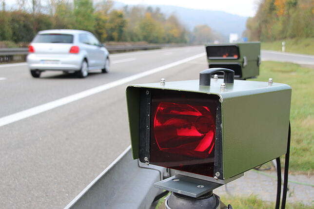 Bild 4: Auf Raserjagd: Unterwegs mit der Autobahnpolizei auf der A81