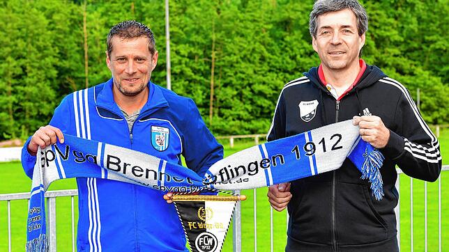 Zwei Clubs, drei Mannschaften, ein Team: Künftig machen die Spvgg. Brennet-Öflingen mit dem seit 2011 amtierenden Vorsitzenden Sammy ...