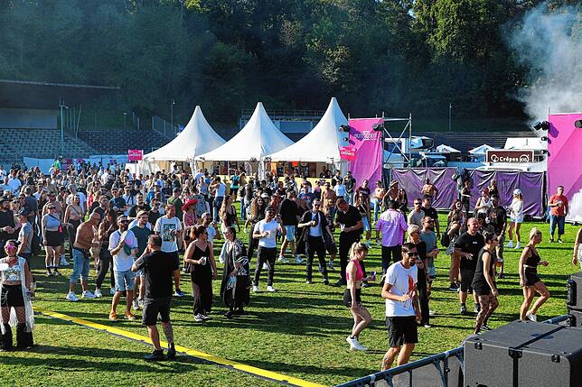 Bild 34: Konstanz: Noch einmal Party im Bodensee-Stadion: Die besten Bilder vom Gute-Zeit-Festival