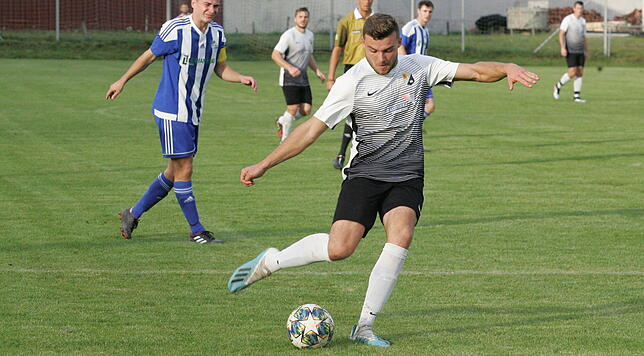 Bild 9: SG Mettingen/Krenkingen siegt gegen SV 08 Laufenburg II souverän mit 5:0 &ndash; wir haben die Bilder!