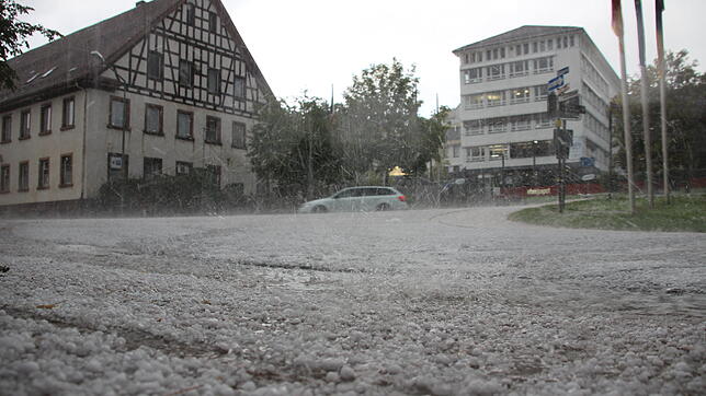 Bild : Unwetter über St. Georgen: Die Bilanz zum schweren Gewitter am Dienstag