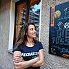 Laila Klinger betreibt mit ihrem Mann Silvio die Hafenkneipe Pier 40 in der Friedrichstraße.