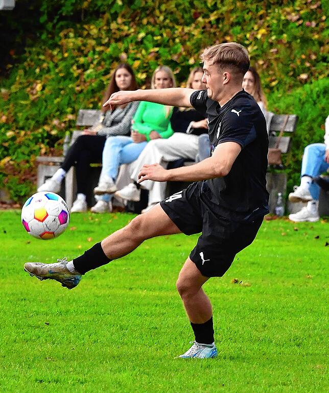 Torriecher: Kevin Etienne – hier ein Archivbild – erzielte den Ausgleich für den FC Wittlingen beim 1:1 im Spitzenspiel gegen den FC ...