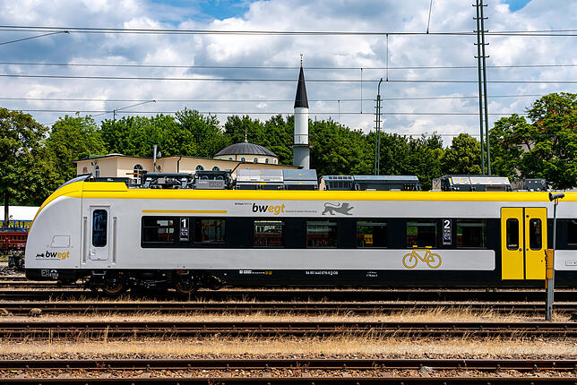 Bild 1: Umsteigefrei nach Freiburg: Neue Züge im Bahnhof Villingen