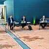 Angeregtes Gespräch über die Chancen von Wasserstoff (von links): Hans-Walter Haller, Geschäftsführer der Haller Industriebau GmbH, OB ...
