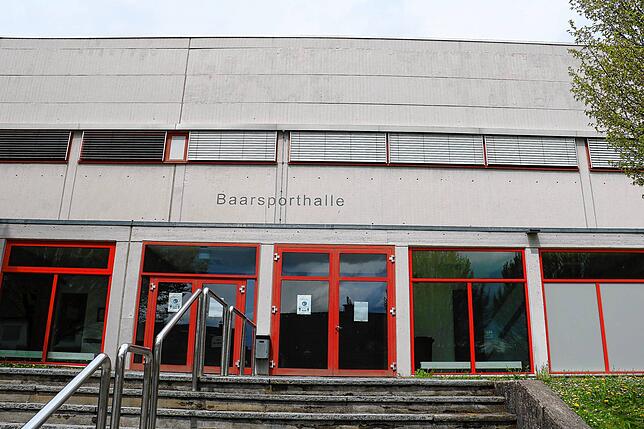 Wollen Vereine bei einer Sportveranstaltung bewirten, bleibt nur die Baarsporthalle. Doch auch dort sind die Bedingungen alles andere ...