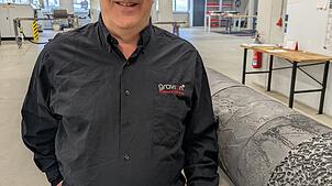 Dietmar Buchholz ist der Gründer und Geschäftsführer des Walzenherstellers Gravion in Herten. Vor sechs Jahren hat er sein Unternehmen ...