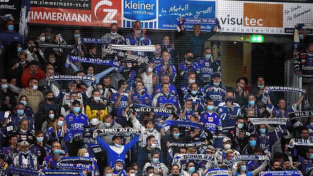 Beim Spiel gegen RB München am vergangenen Donnerstag waren 2618 Zuschauer in der Helios-Arena. Da galt noch die 3G-Regelung. Wie es ...