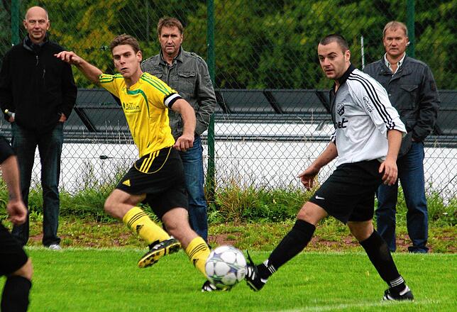 Bild 34: Schnappschüsse aus der Bezirksliga-Saison 2011/2012