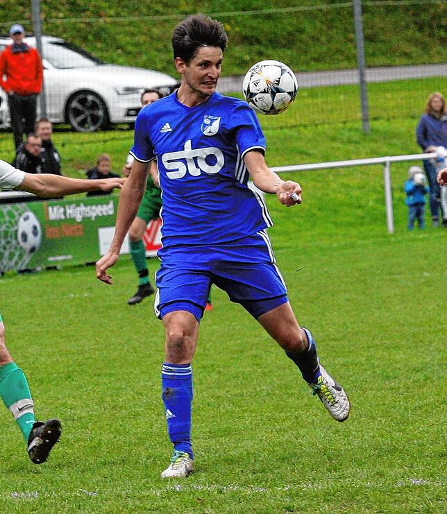 Torlaune: Vier Mal traf Christoph Baschnagel (Archivbild) für den FC Weizen, doch es reichte nicht. Die Partie beim FC 08 Bad Säckingen ...