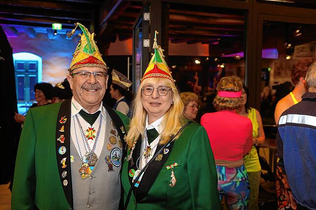 Bild 23: Narren und Mäschgerle strömen ins Konzil &ndash; Sie alle sind bei der SWR-Fernsehfasnacht dabei