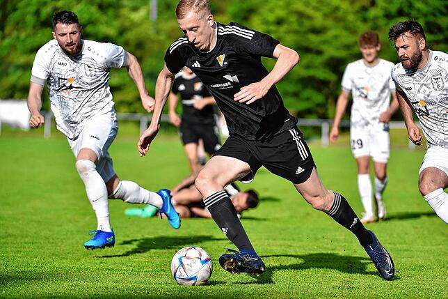 Bild 4: SV 08 Laufenburg unterliegt mit 0:2 gegen den FC Wolfenweiler-Schallstadt – und wir haben Bilder!