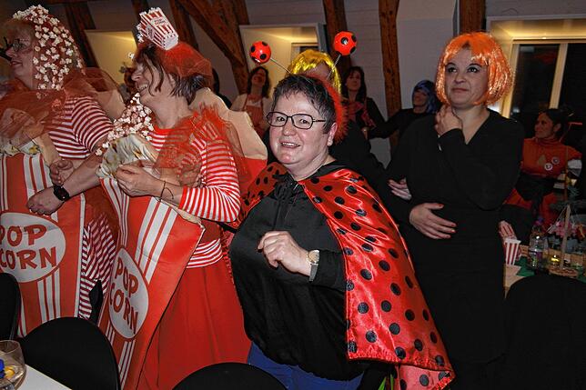 Bild 12: Frauenfasnet in Markdorf: „Was für ein Zirkus“ – Bilder vom närrischen Spektakel