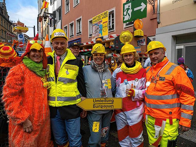 Bild 20: Schmotziger Dunschtig 2024: Tolle Kostüme und gute Laune auf der Marktstätte