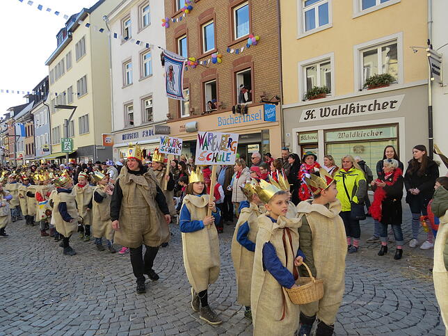 Die Warenbergschule.