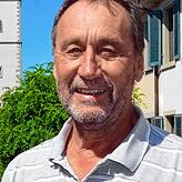 „Unsere Aufgaben nehmen zu, aber unsere Ressourcen schrumpfen“, gibt FW-Fraktionschef Dietmar Bitzenhofer zu bedenken.