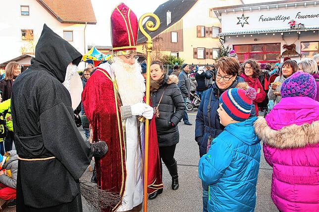 Der Klosemarkt in Aach ist wieder zurück: Nach zwei Jahren Pause werden wieder tausende Besucher im Hegau-Städtchen erwartet. Auch der ...