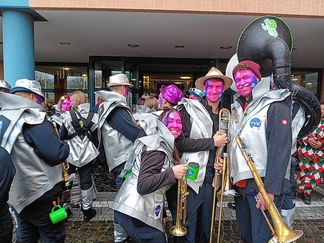 Bild 8: Verrückt und wild! Die kreativsten Kostüme bei der Fasnacht 2024