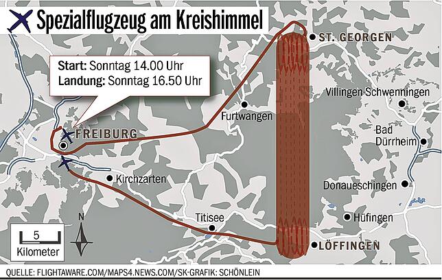 Bild 1: Ein Flugzeug fliegt stundenlang über dem Schwarzwald hin und her &ndash; Warum?