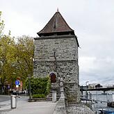 Der Pulverturm ist der kleinste der noch bestehenden mittelalterlichen Wehrtürme.