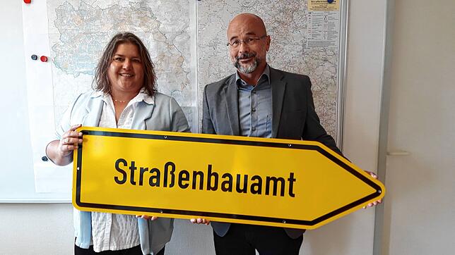 Zum 1. September hat Bernd Göggel als neuer Leiter des Straßenbauamts im Schwarzwald-Baar-Kreis seinen Dienst angetreten. Dezernentin ...