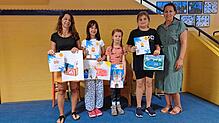 Die Gewinner des Malwettbewerbs aus der Weihermattenschule haben tolle Preise für die ganze Klasse gewonnen. Auf dem Bild (von links) ...
