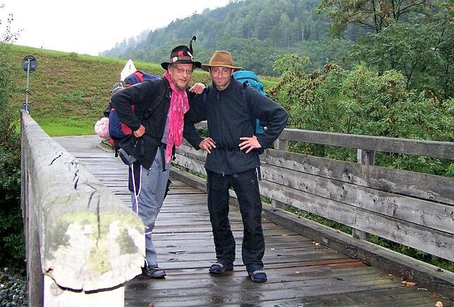 Bernhard Hauser (links) und Albert Frey freuen sich auf ihre neue Tour auf dem Rhein.