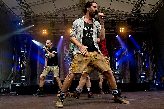 Bild 9: Alle Bilder vom Auftakt der 15. Sommersinnfonie: Volksmusiker von Voxxclub begeistern ihre Fans