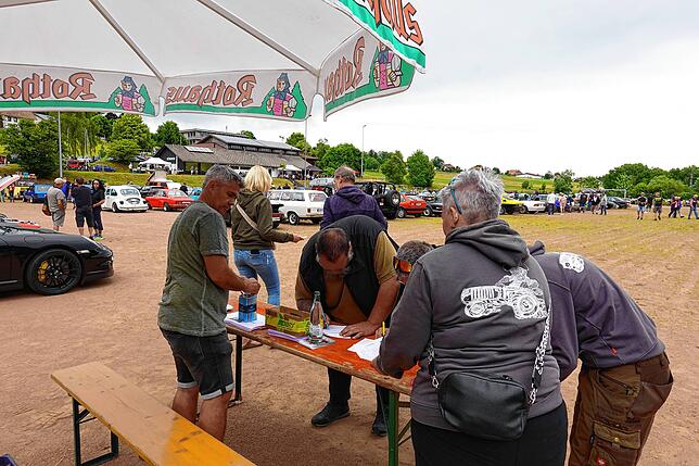 Bild 28: Hotzenwald: Oldtimer-Treffen mit Live-Musik