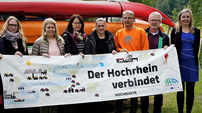 Unter der Leitung von Geschäftsführerin der Hochrheinkommission (HRK), Vanessa Edmeier, (zweite von rechts) trafen sich am ...