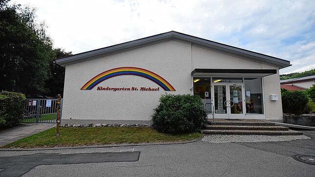 Der katholische Kindergarten St. Michael in Ludwigshafen muss neu gebaut werden. Nach Debatten über verschiedene Varianten ist doch ...