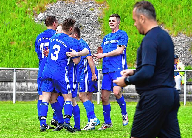 Bild 1: SV Karsau gewinnt Kellerderby mit 2:1 gegen FC Wallbach – und wir haben Fotos!