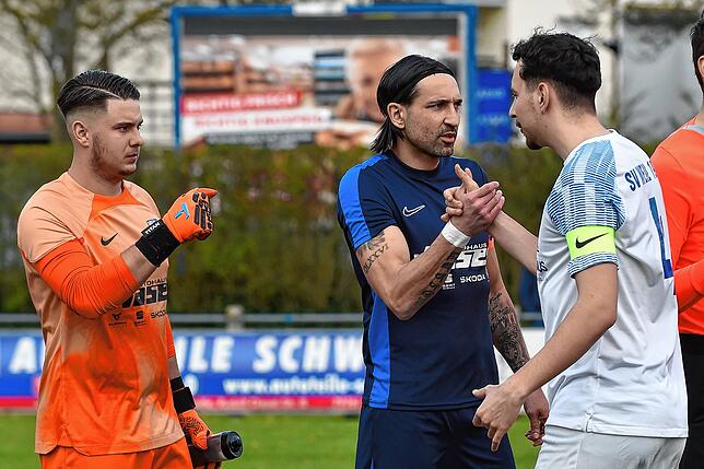 Bild 33: VfB Waldshut unterliegt dem SV Weil mit 0:7 &ndash; und wir haben Bilder!