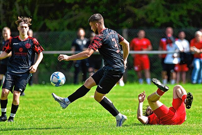 Bild 15: Elf Tore! Unsere Bildergalerie vom 6:5-Erfolg des VfB Villingen gegen den FC Löffingen