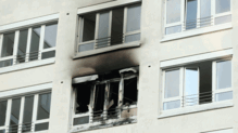 Bild : Blick auf Ebene G: So sah es am Konstanzer Klinikum kurz nach nach dem tödlichen Brand aus &ndash; und so heute