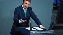 Thomas Bareiß, Parlamentarischer Staatssekretär, spricht im Bundestag. Bild: dpa