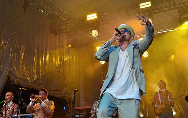 Bild 5: Gute Stimmung beim dritten Konzertabend des Markdorf Open-Air 2025
