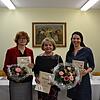 Ehrung für jahrzehntelange Mitgliedschaft (von links): Veronika Velbl wurde für 20 Jahre mit der silbernen Ehrennadel ausgezeichnet, ...