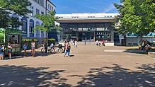 Das Graf-Zeppelin-Gymnasium in Friedrichshafen: