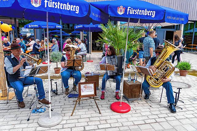Bild 24: So schön war‘s beim Jubiläumsfest in Brigachtal