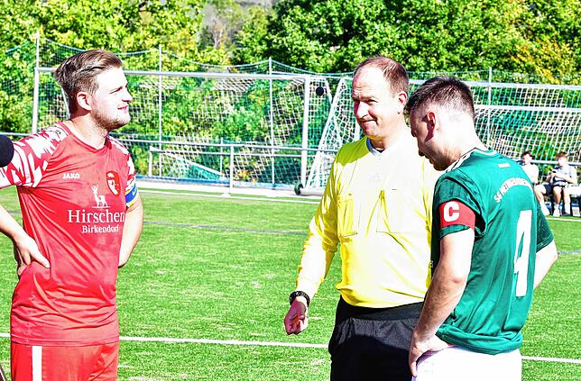 Bild 4: SG Mettingen/Krenkingen gewinnt Derby gegen FC Schlüchttal mit 5:2 – und wir haben Fotos!