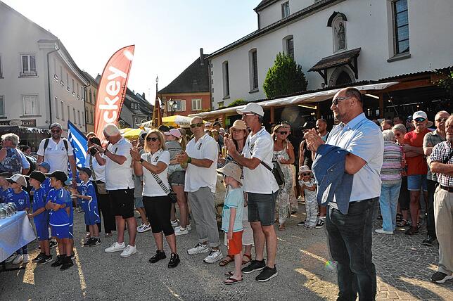 Bild 16: Markdorfer Stadtfest bei Sonnenschein und guter Stimmung