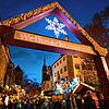 Der Stuttgarter Weihnachtsmarkt lockt auch dieses Jahr mit weihnachtlichen Leckereien, handgefertigten Geschenken und einer Atmosphäre ...
